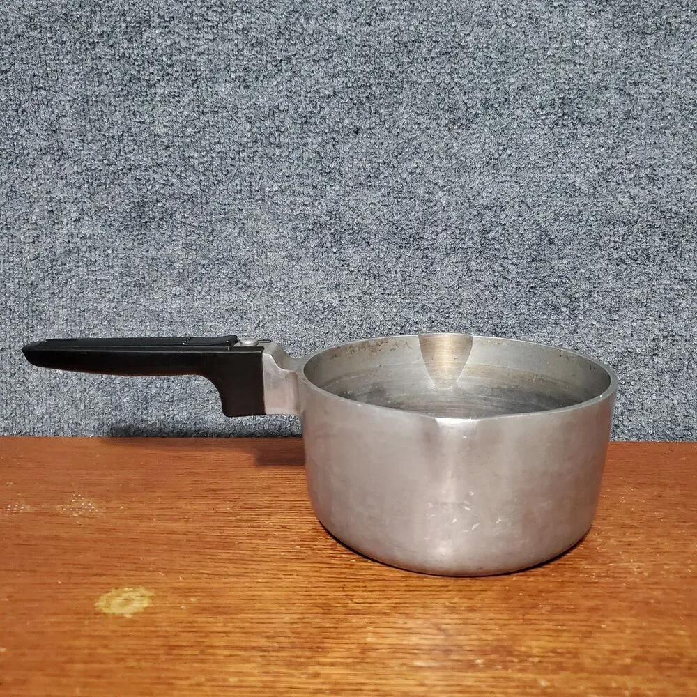 Magnalite Classic 2 Quart Saucepan 4682 Cast Aluminum Pot USA Made No Lid
